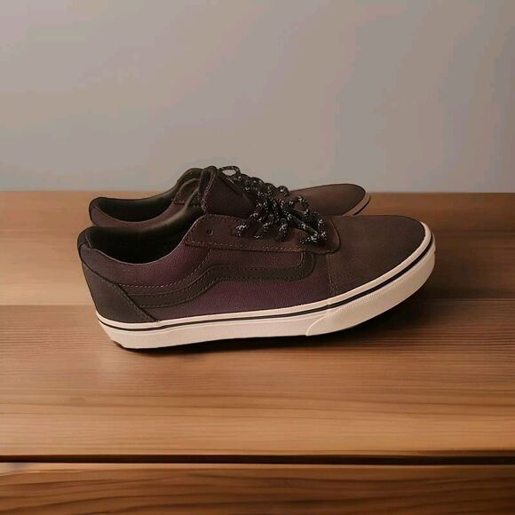 BOY`S VANS "WARD" OFF THE WALL SNEAKERS SIZE 7 YOUTH NAVY/BLACK - Picture 3 of 6